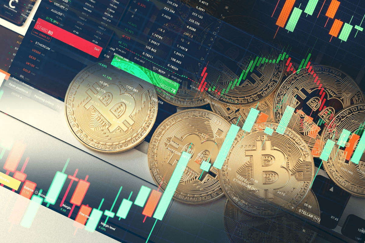 Technical Breakdown: Bitcoin Wedge Pattern Crumbles, Can Bulls Defend $52K?