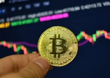 Bitcoin Market Dominance Hits 58% Amid Market FreeFall