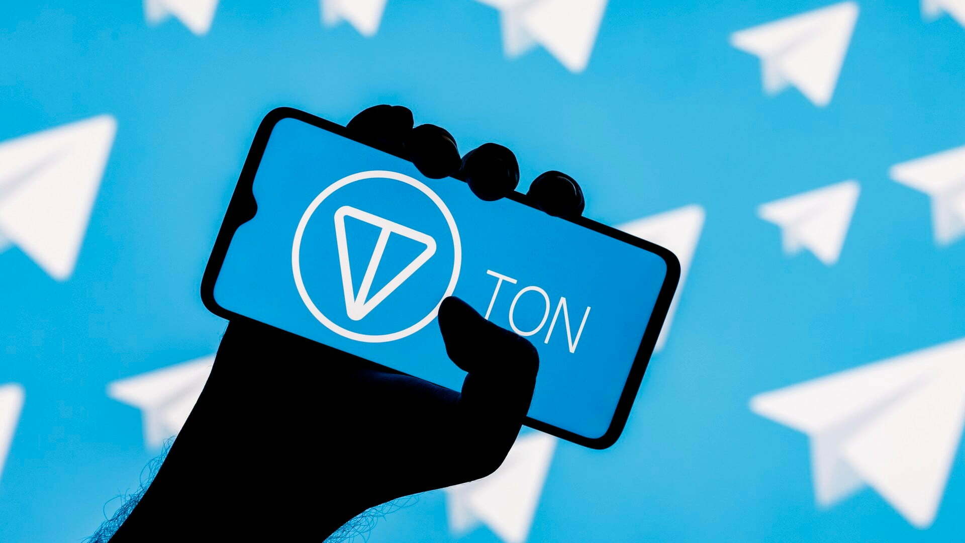 Toncoin Price Projection: Will it Reach $5.36 Amidst Selling Pressure? 